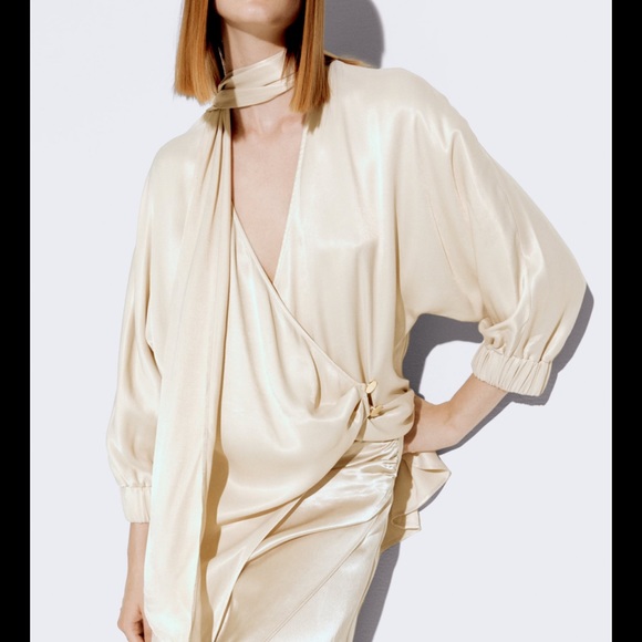 Long tunic blouse medium size - Picture 1 of 7